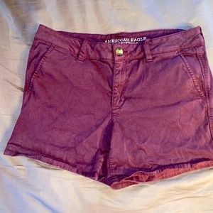 American Eagle Midi Rise shorts. Size 14, Maroon
